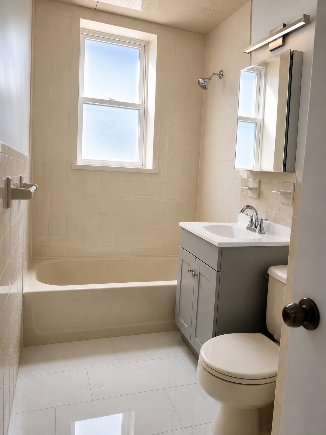 6114 HIGHLAND PL Unit: 3F