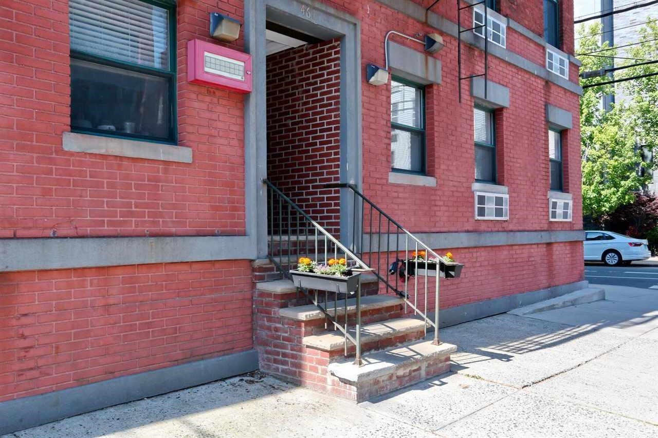 461 4TH ST Unit: 5W