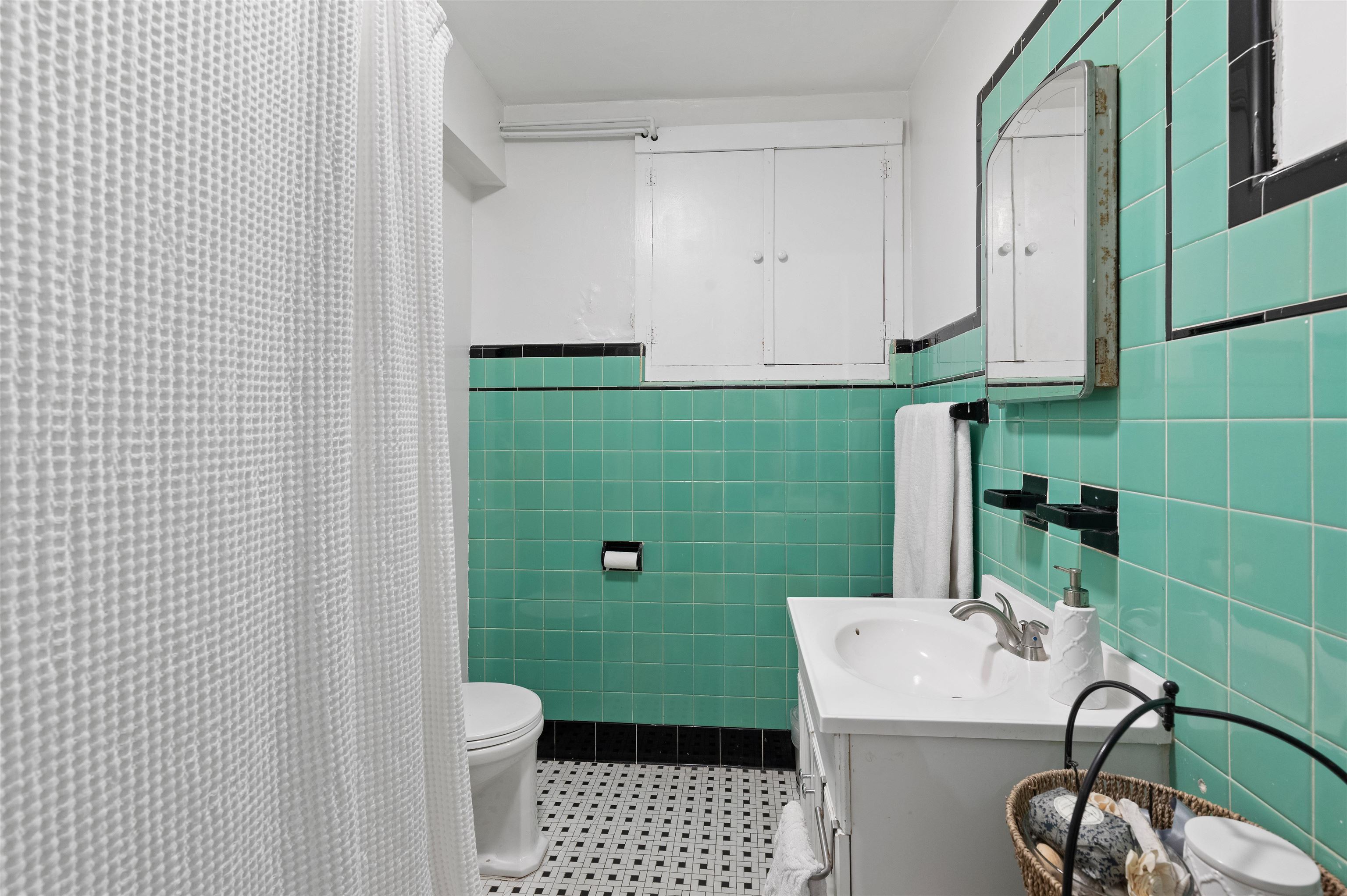 1115 BLOOMFIELD ST Unit: GRDN