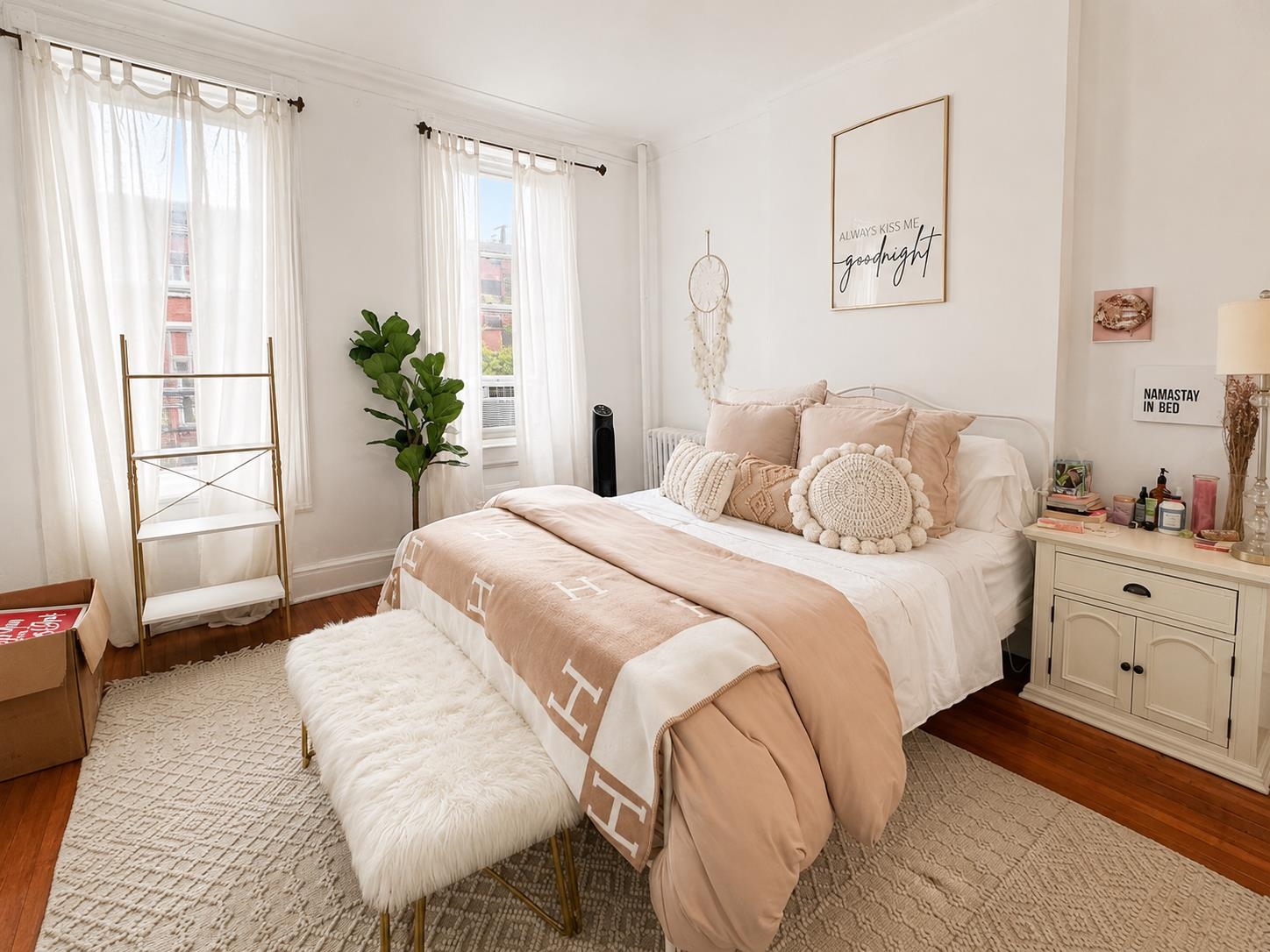 1021 PARK AVE Unit: 2L
