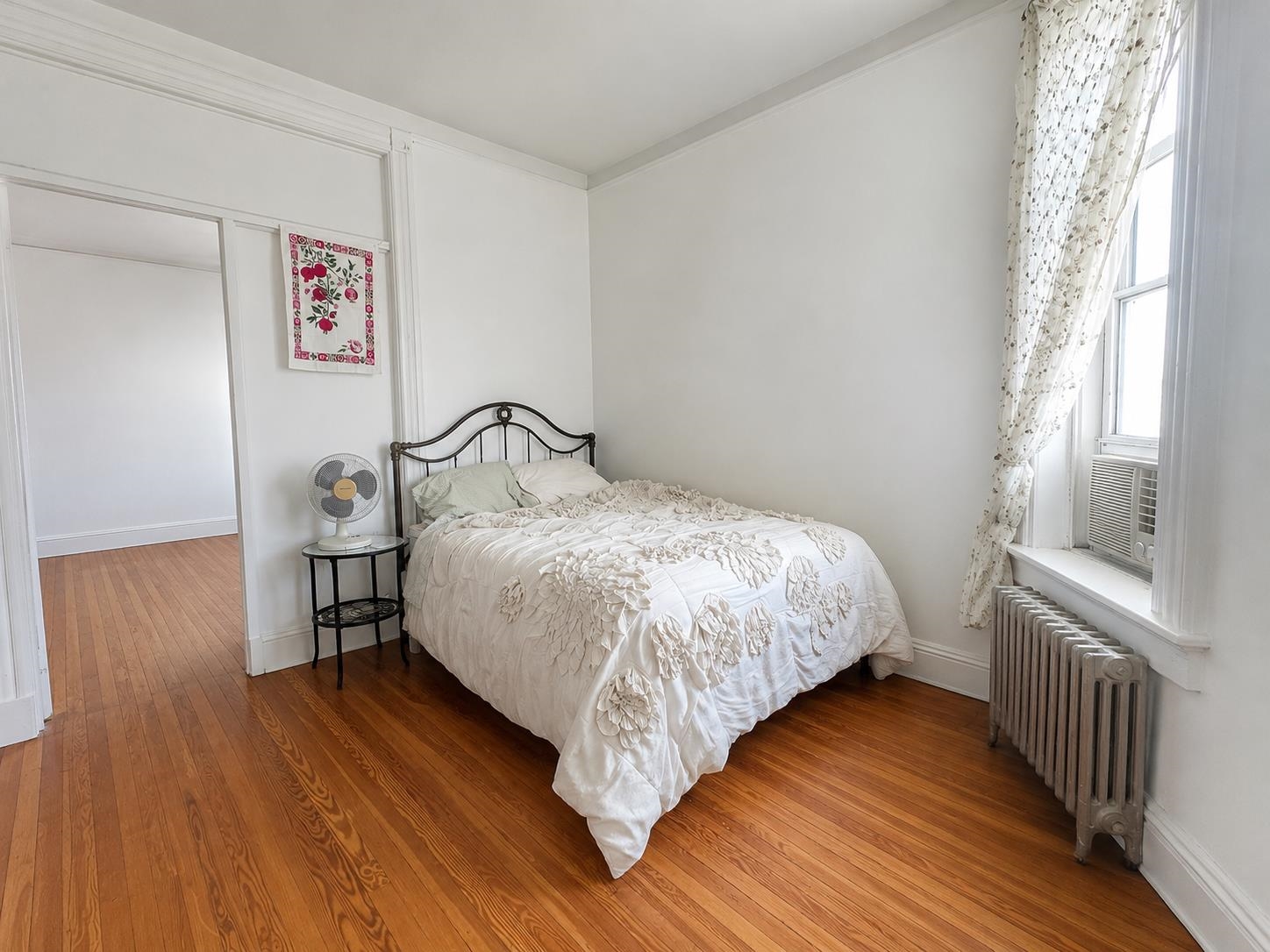 1021 PARK AVE Unit: 2L