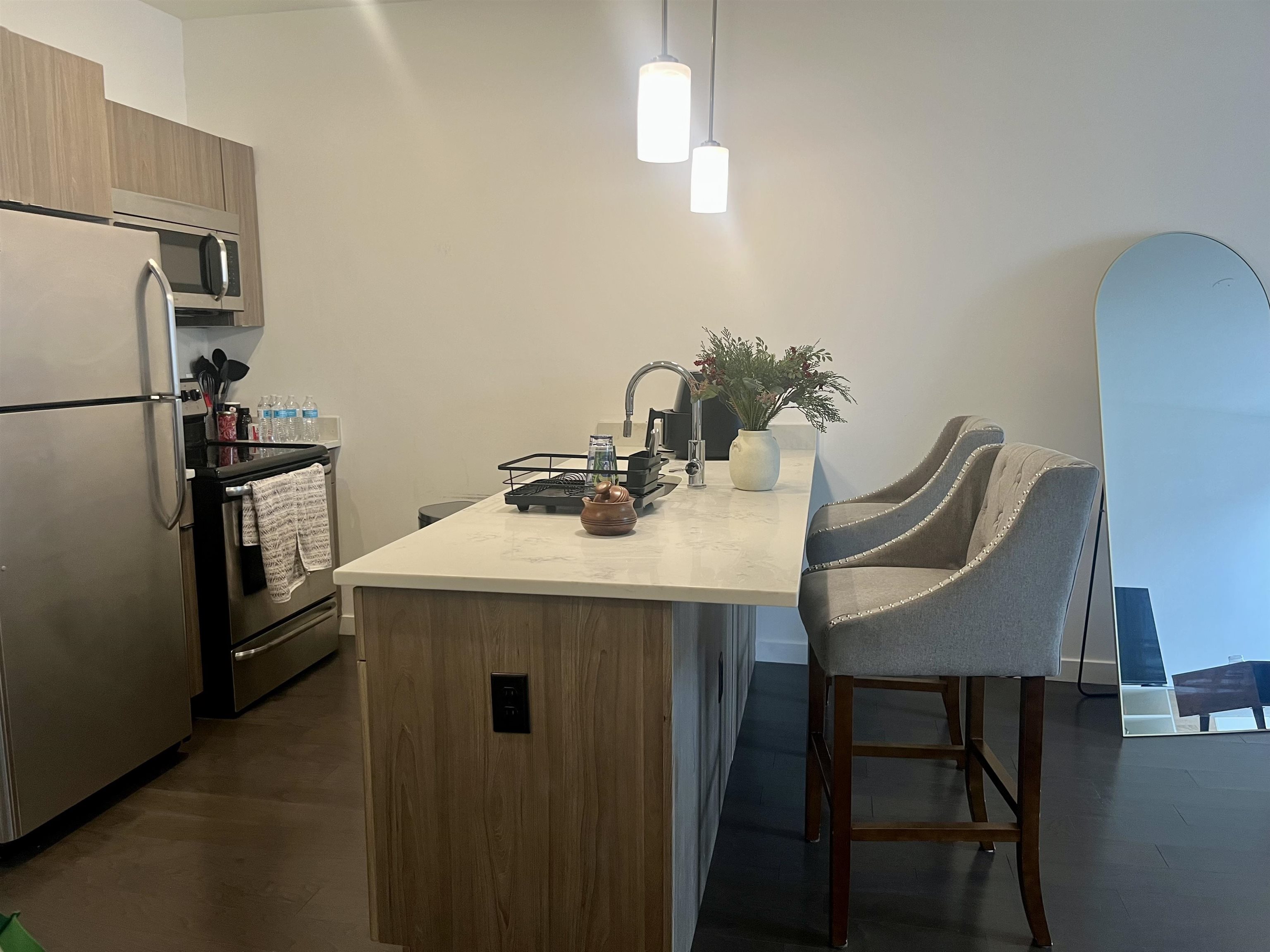 361 NEWARK AVE Unit: 402