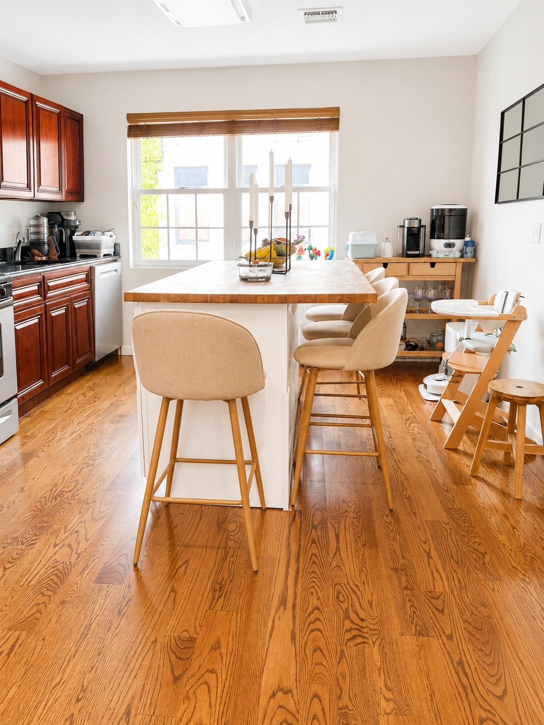 135 38TH ST Unit: 507