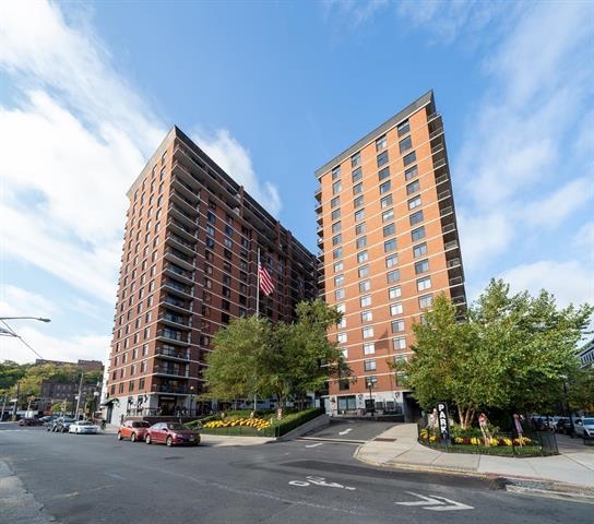700 1ST ST Unit: 4K
