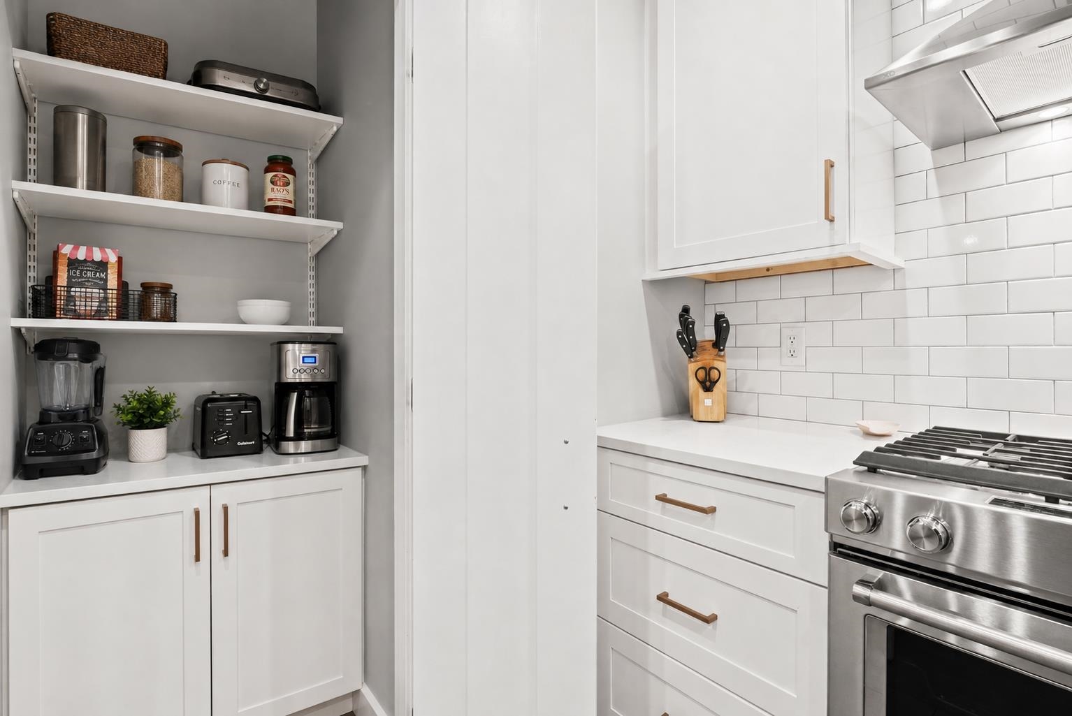 613 MADISON ST Unit: B