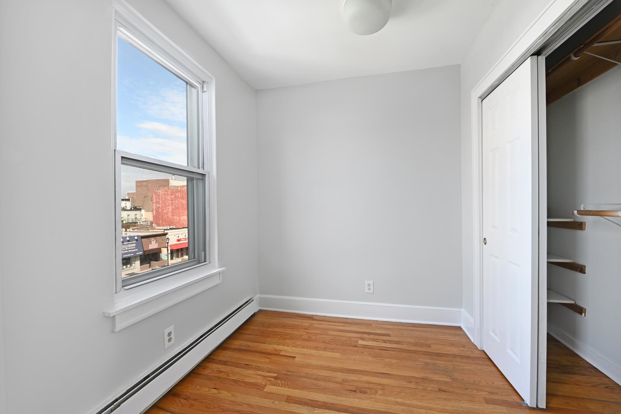 201 WASHINGTON ST Unit: 302