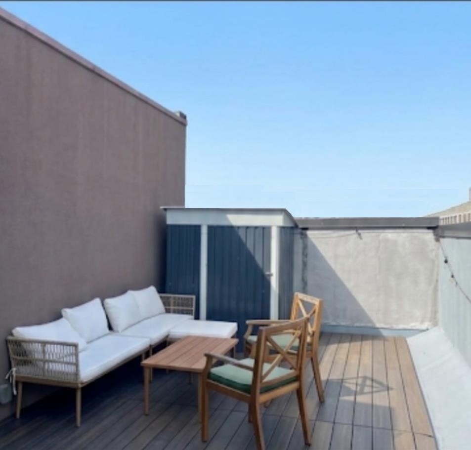 210 JEFFERSON ST Unit: 4B