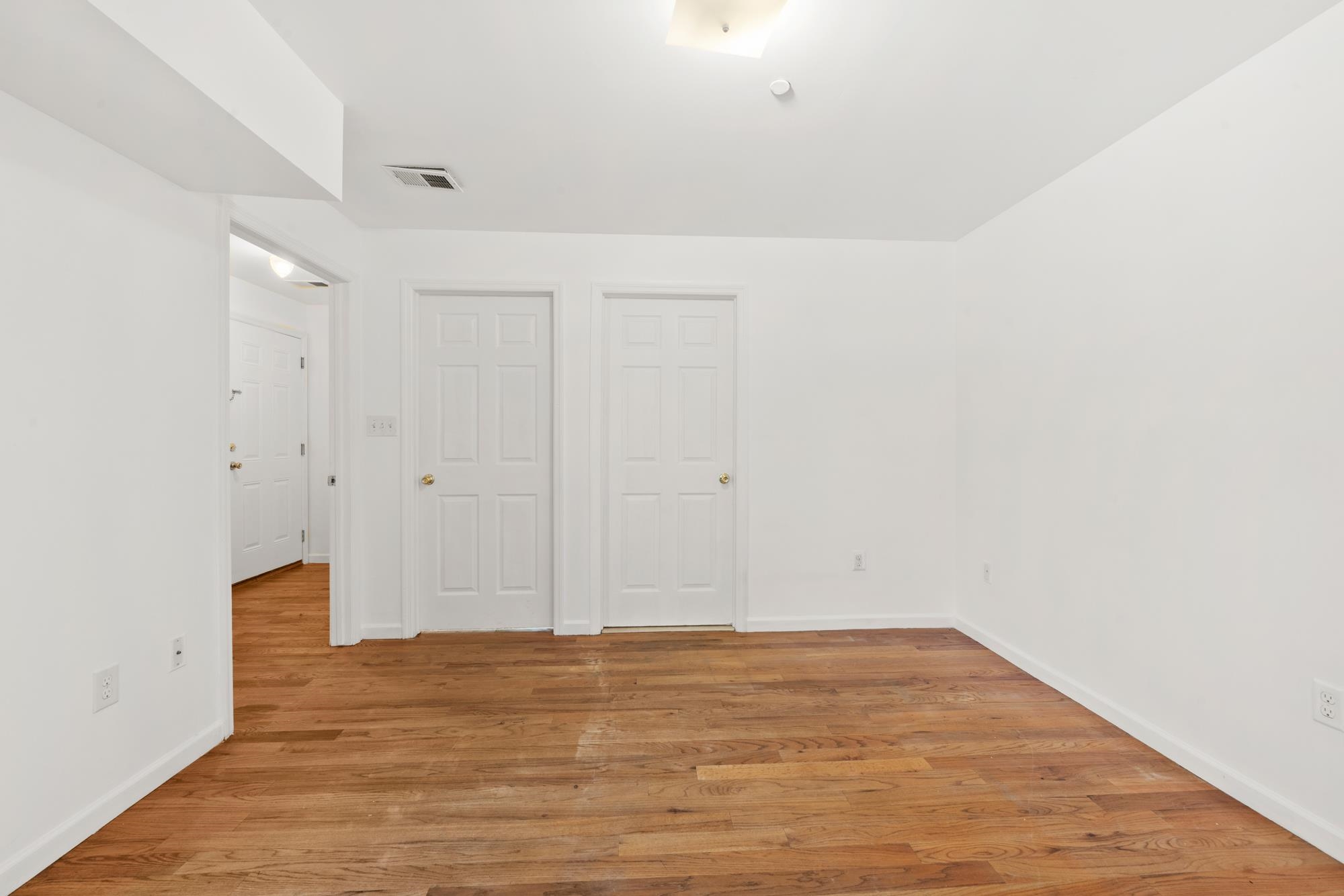 304 49TH ST Unit: 1