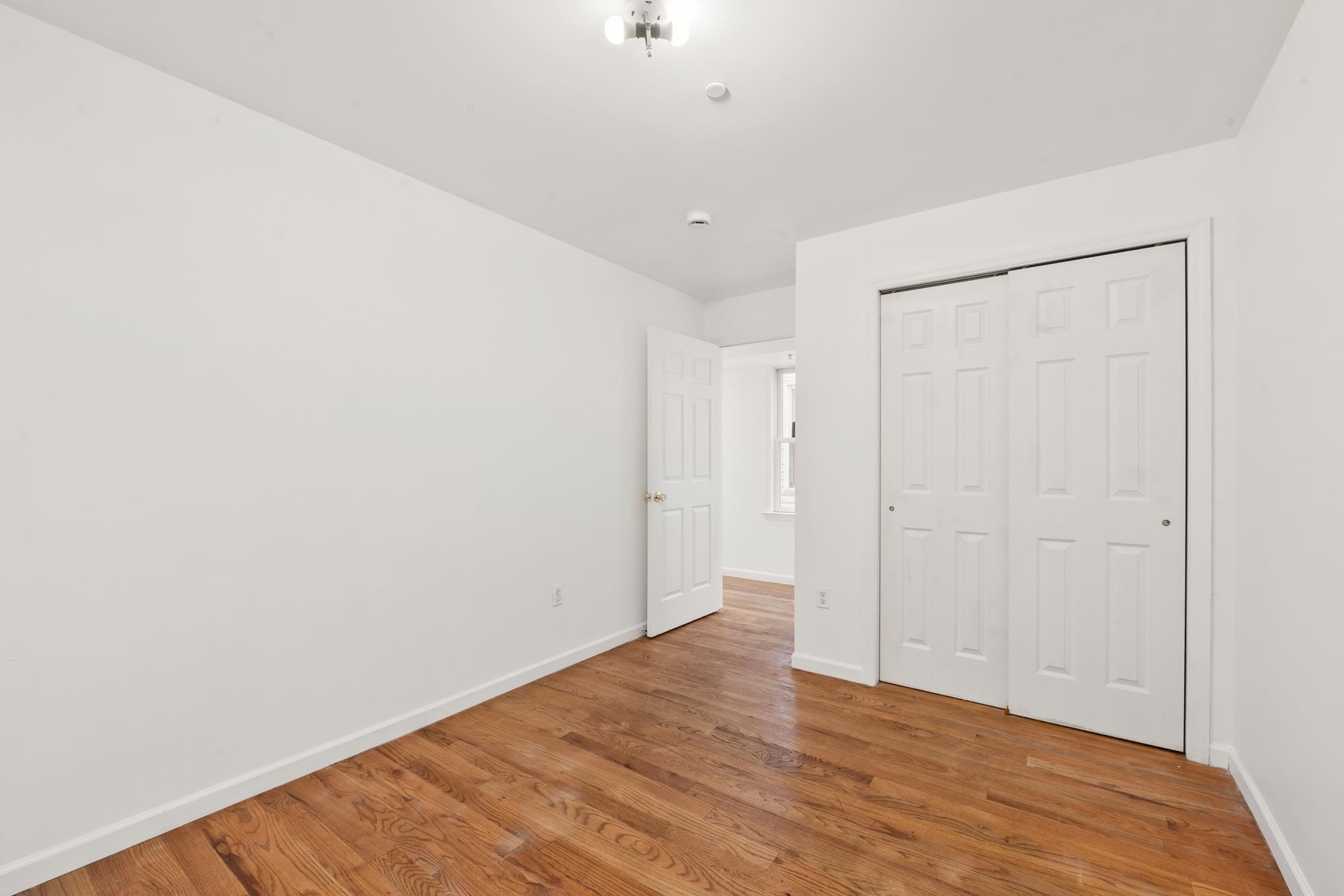 304 49TH ST Unit: 1