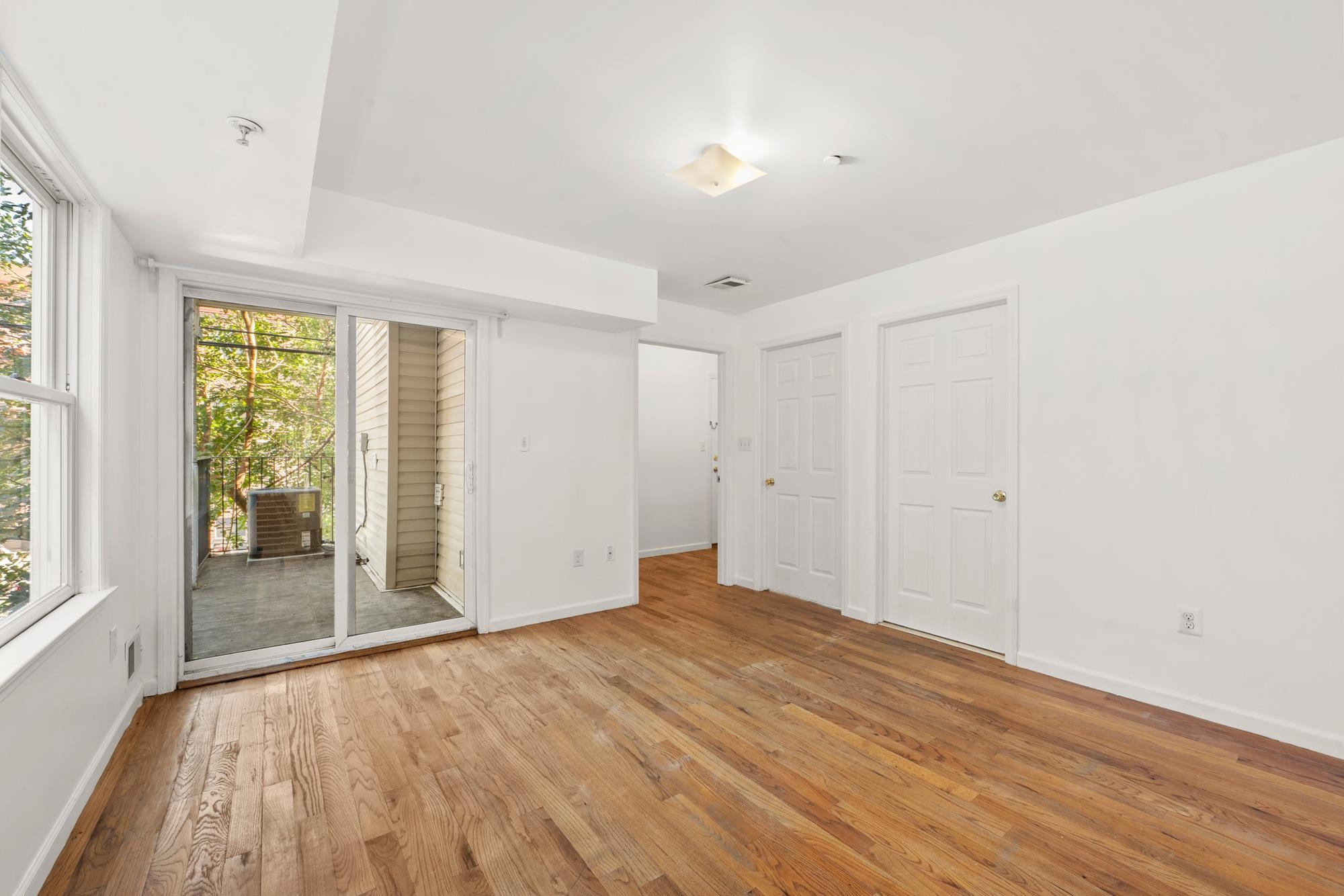 304 49TH ST Unit: 1