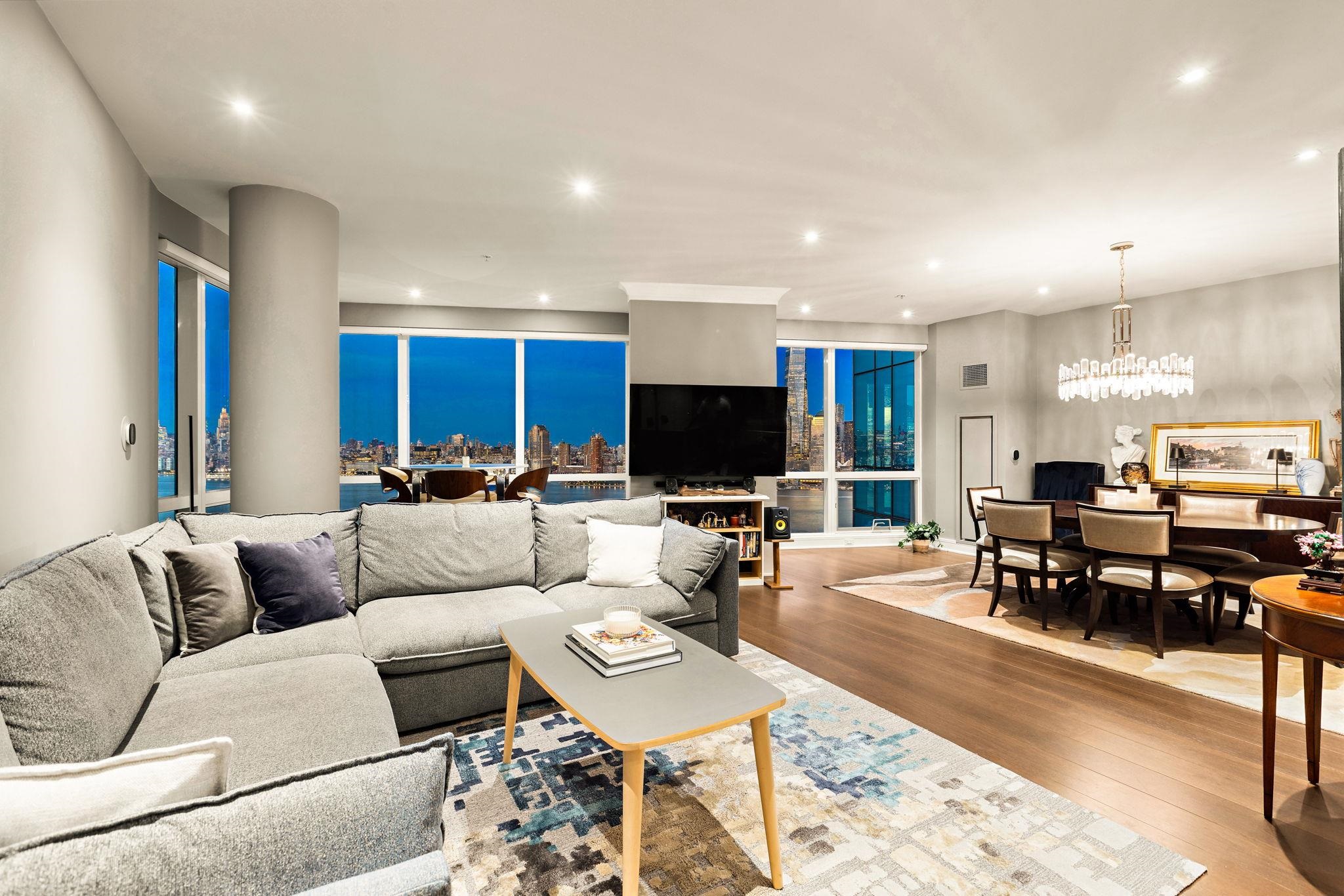 77 HUDSON ST Unit: 3604/3605