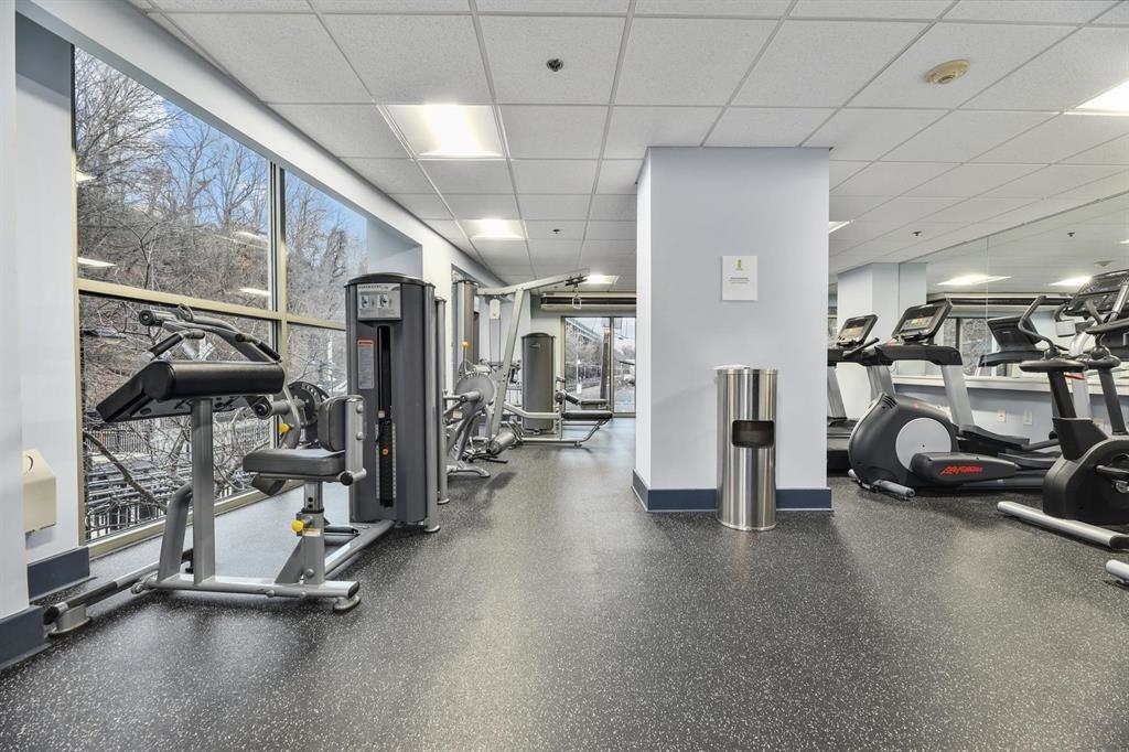 800 JACKSON ST Unit: 605