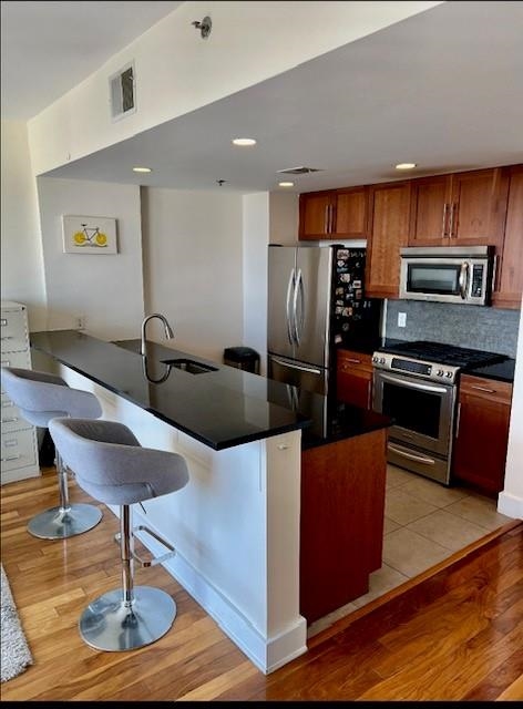 800 JACKSON ST Unit: 605