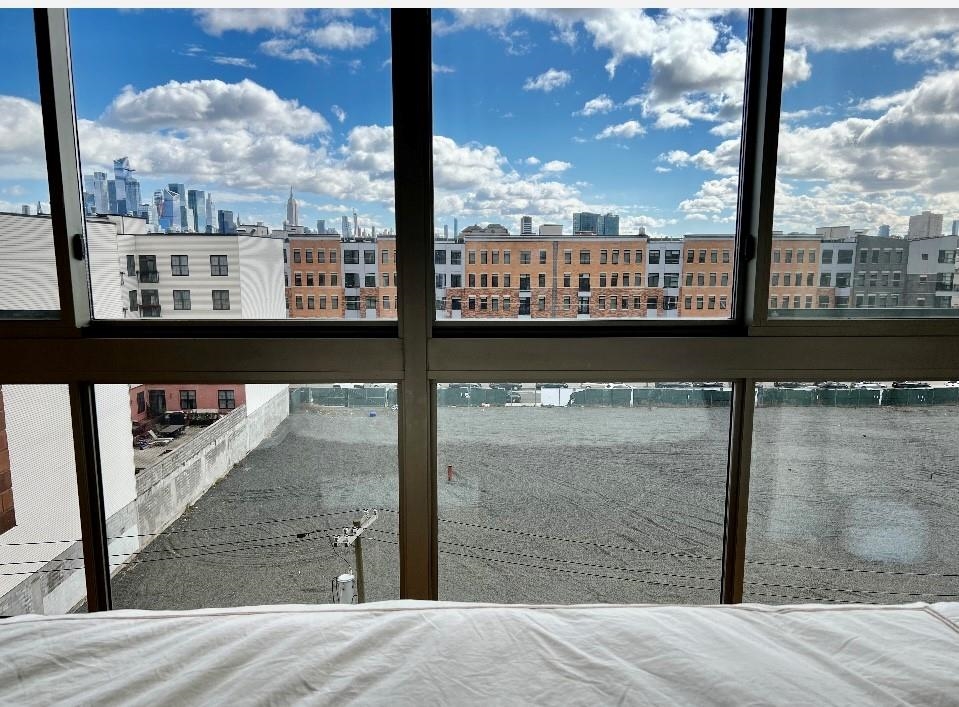 800 JACKSON ST Unit: 605