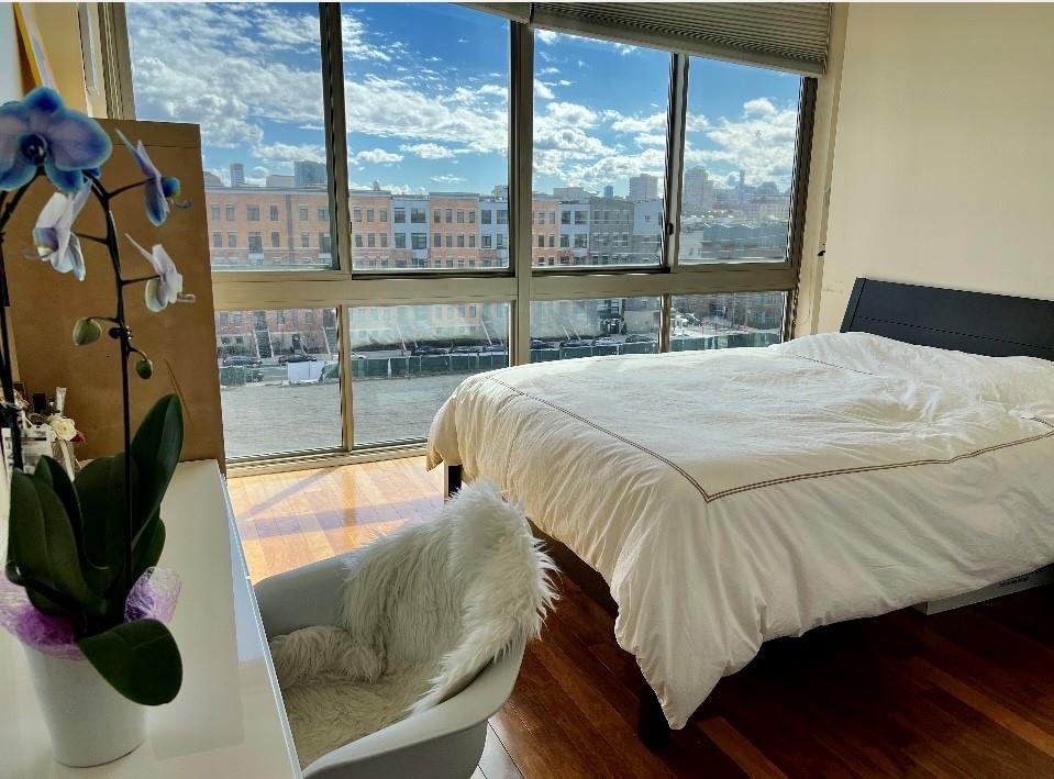 800 JACKSON ST Unit: 605