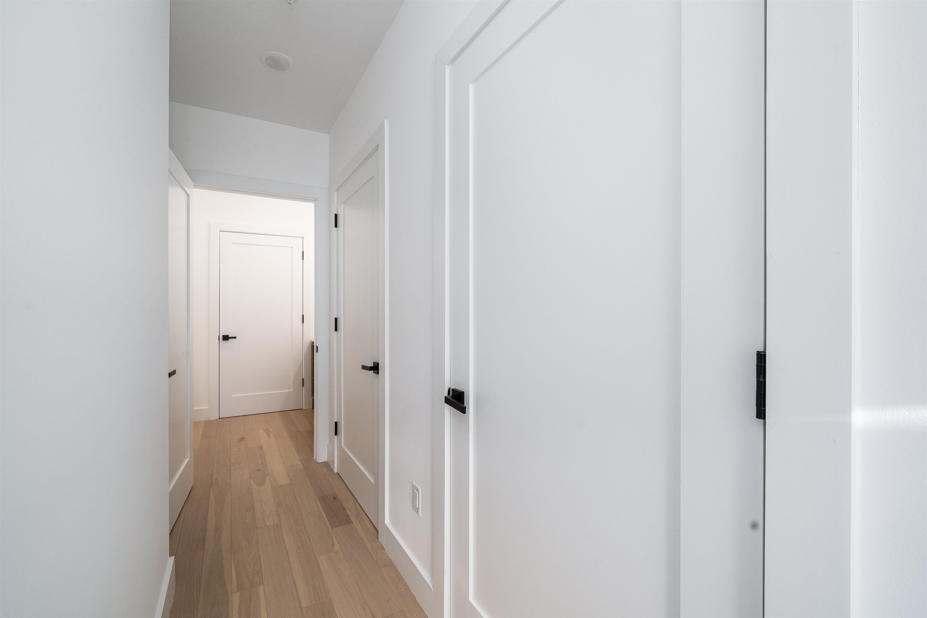649 38TH ST Unit: 305