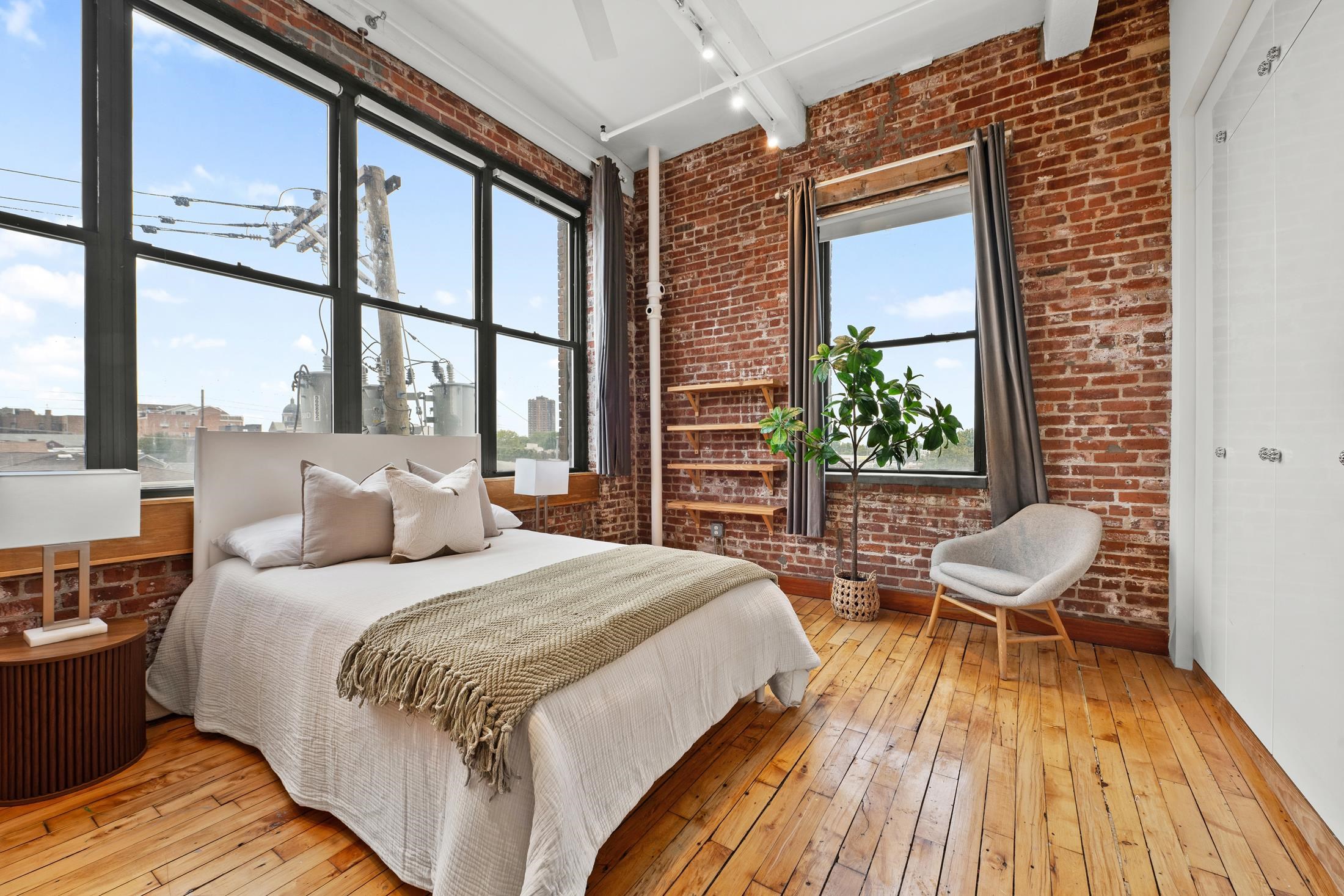 1620 MANHATTAN AVE Unit: C3
