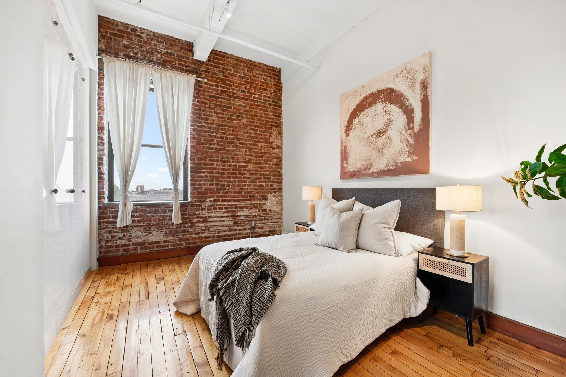 1620 MANHATTAN AVE Unit: C3