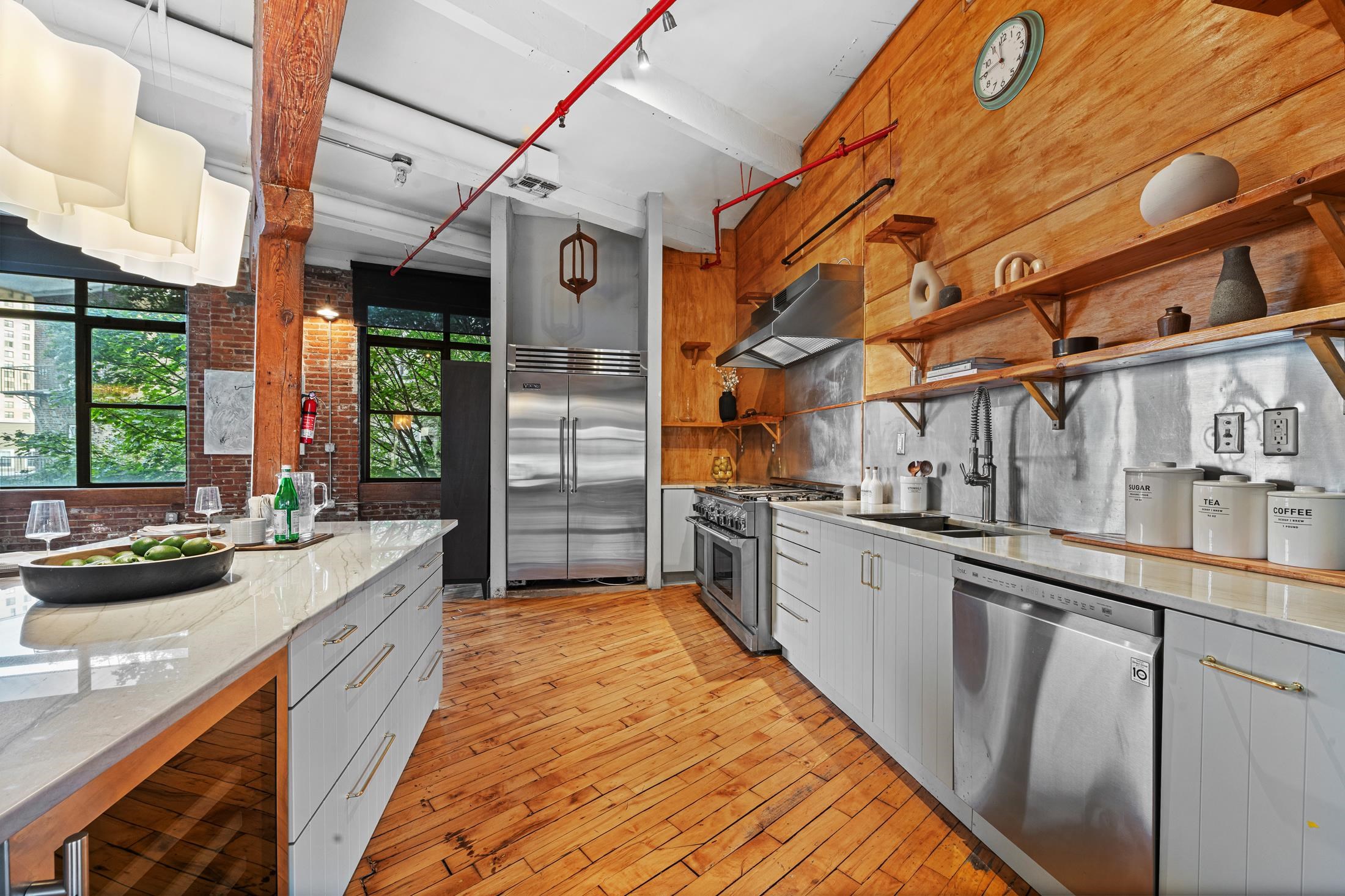1620 MANHATTAN AVE Unit: C3