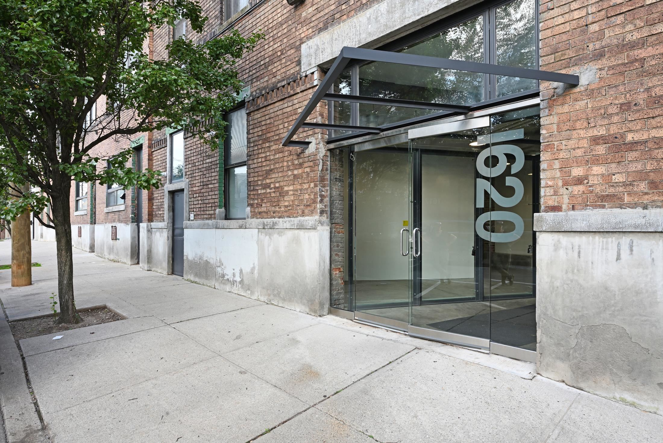 1620 MANHATTAN AVE Unit: C3