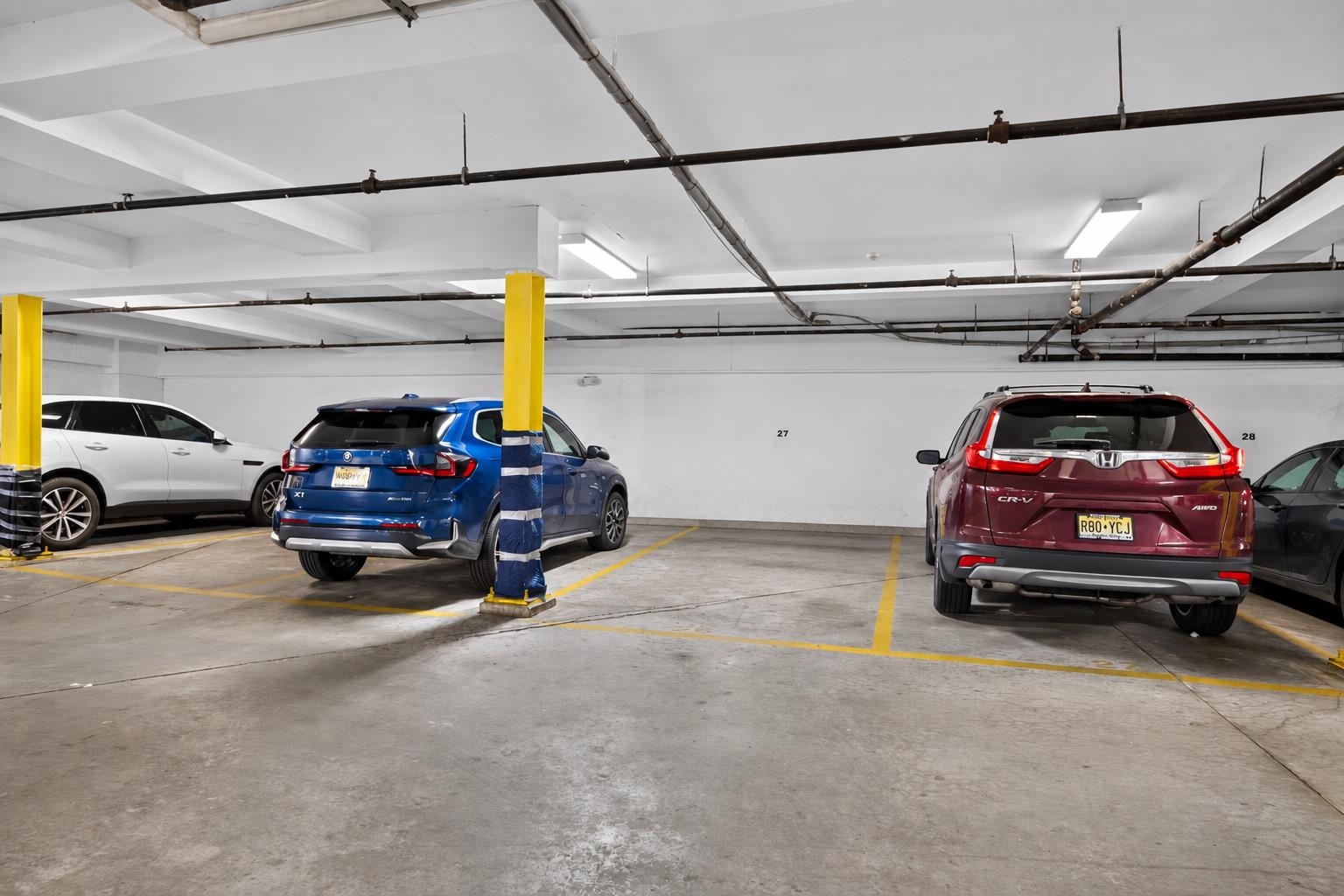 915 MADISON ST Unit: 4F