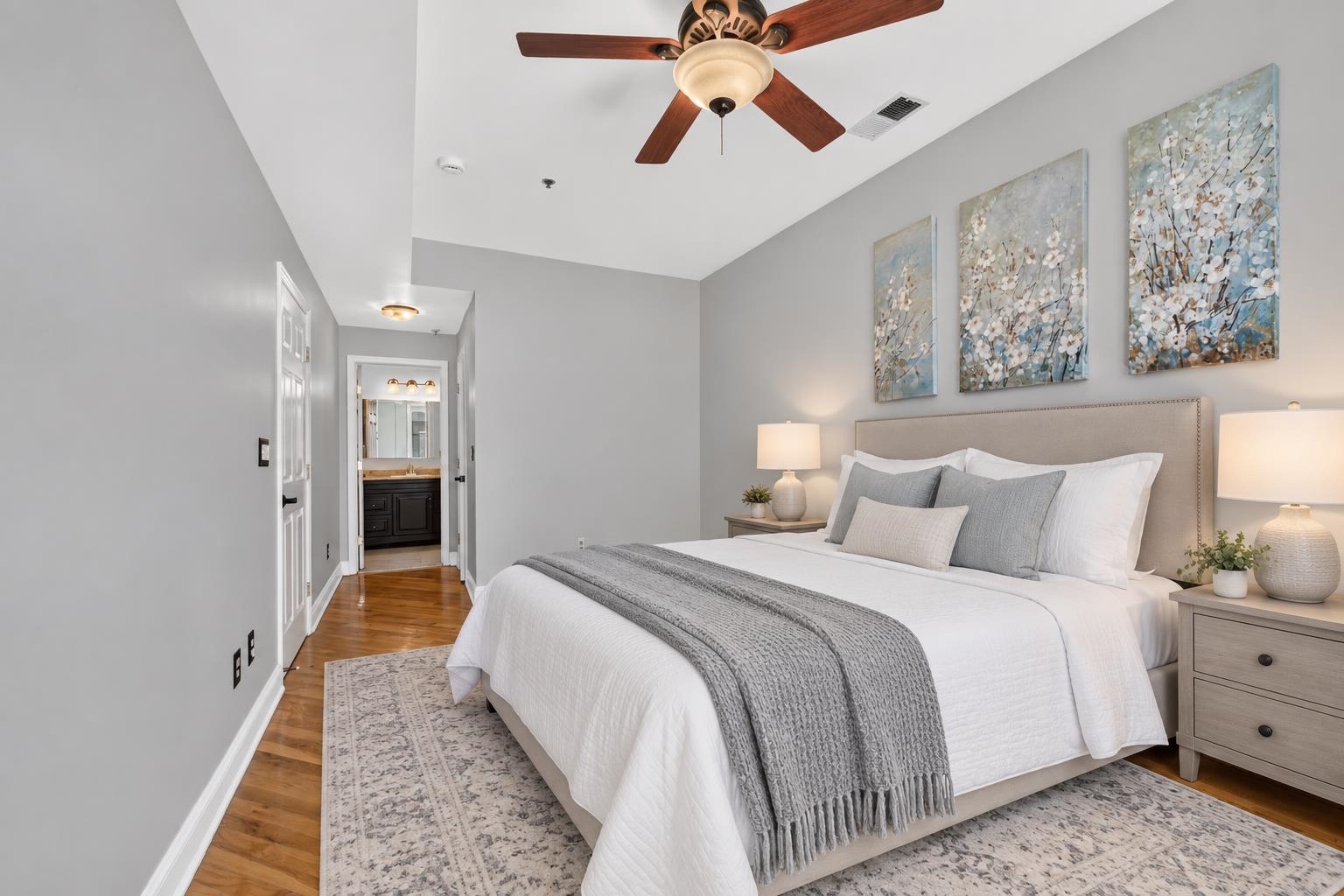 915 MADISON ST Unit: 4F