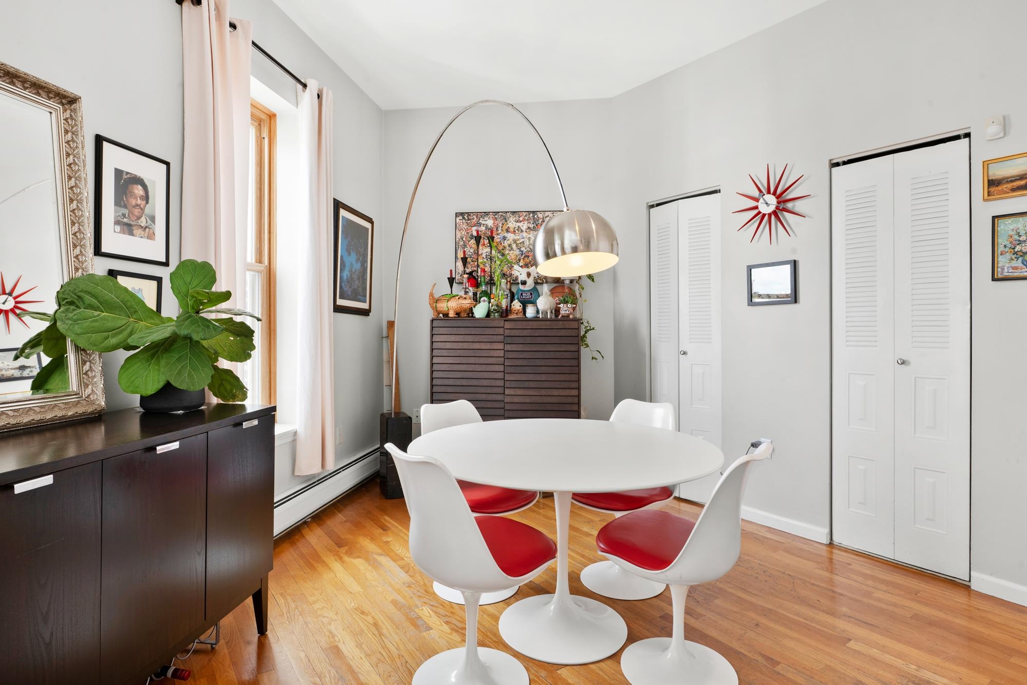 54 MAGNOLIA AVE Unit: 4-2