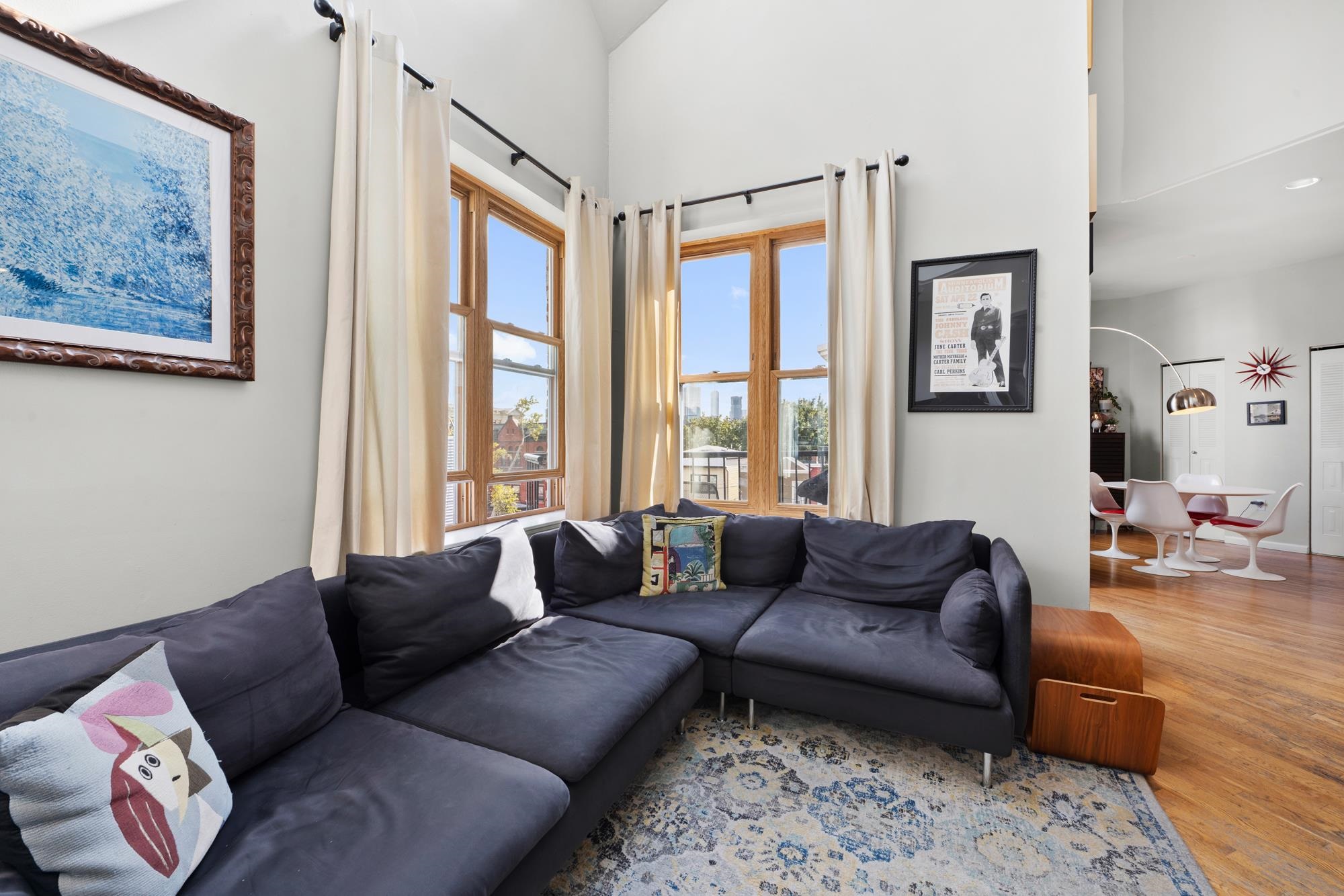 54 MAGNOLIA AVE Unit: 4-2