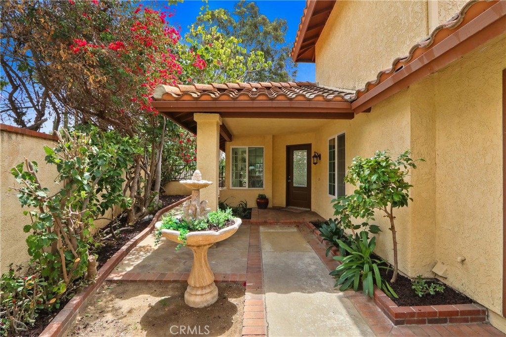 3874 Ravenswood