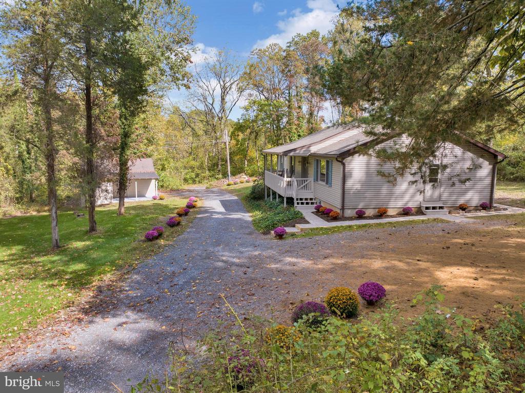 4017 HAY CREEK ROAD