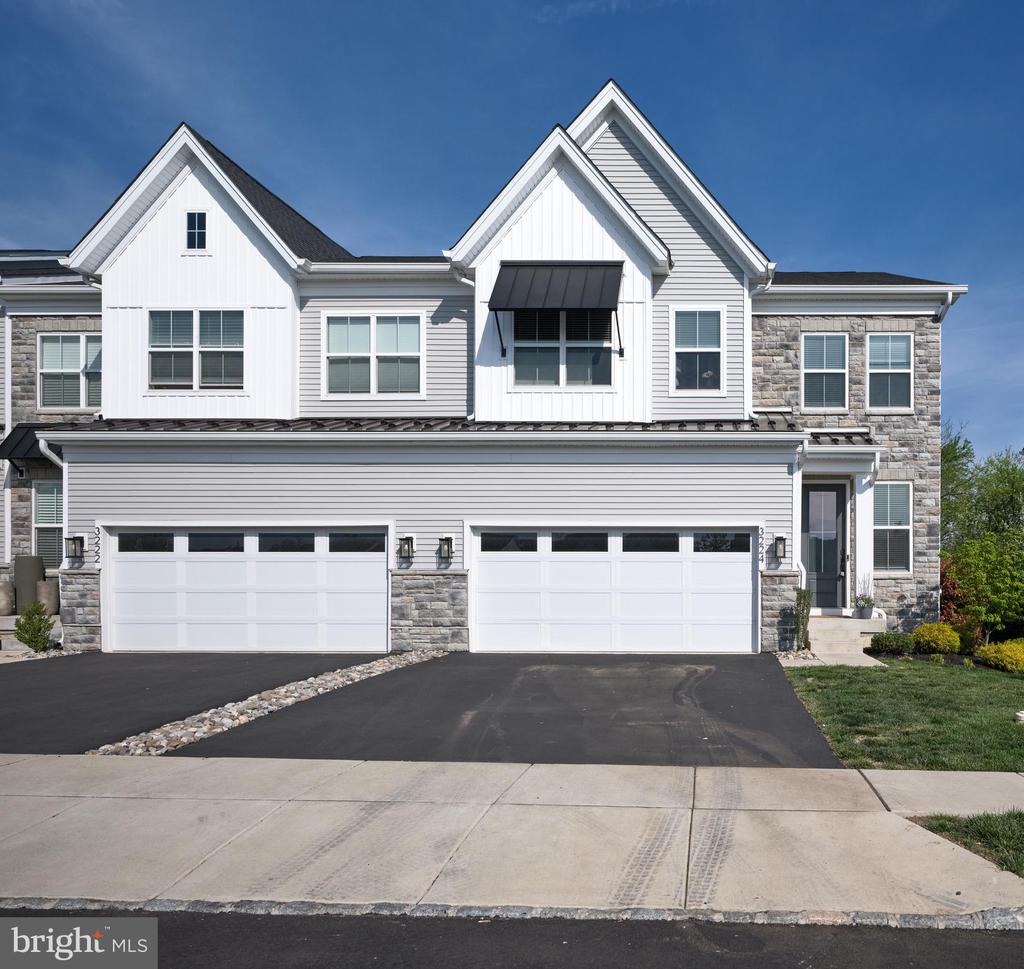 3224 WIER DRIVE W