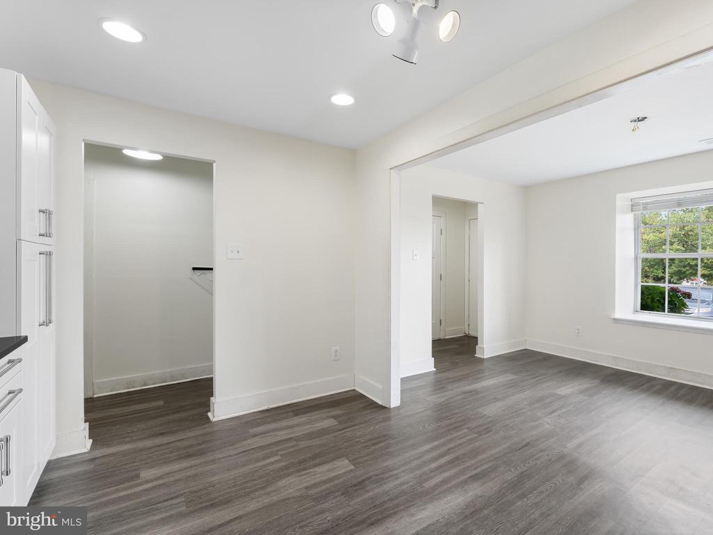 323 GWYNEDD COURT