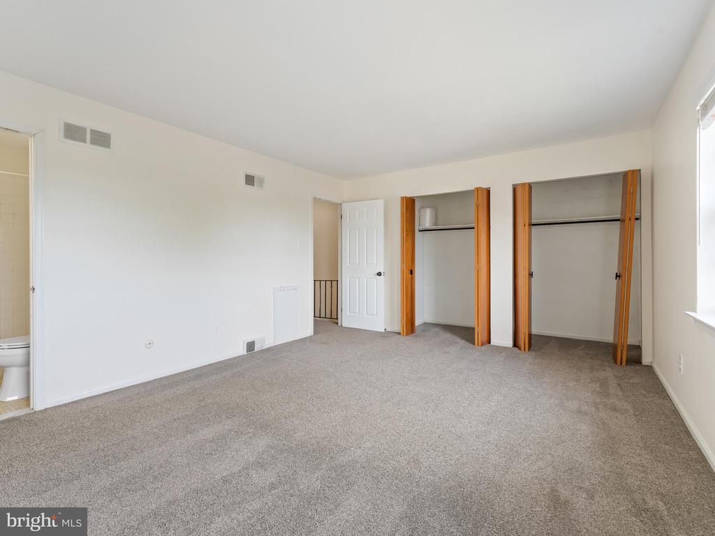 323 GWYNEDD COURT
