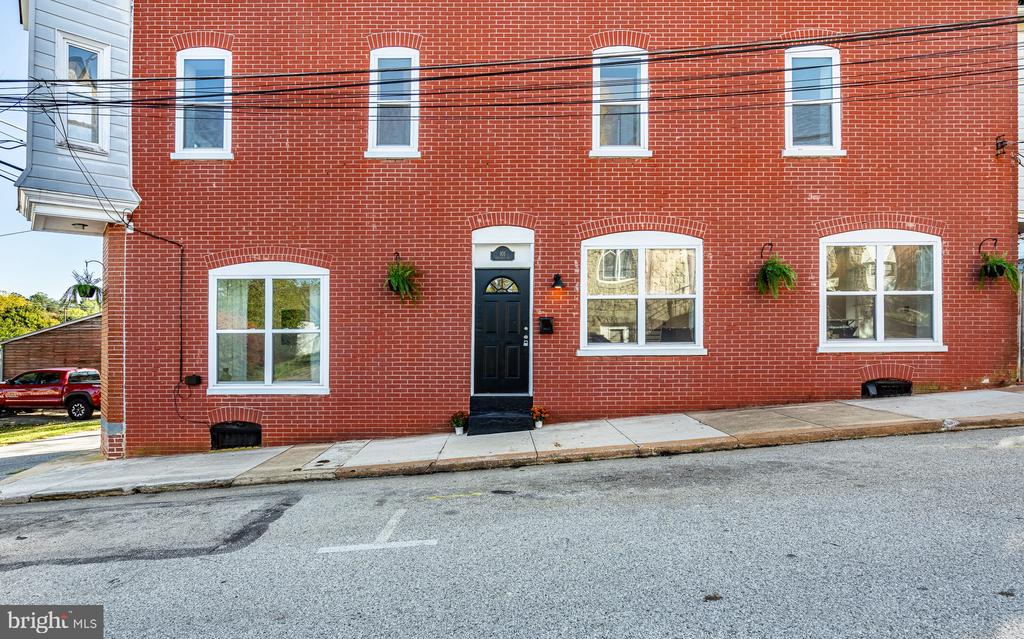 101 CHESTNUT STREET