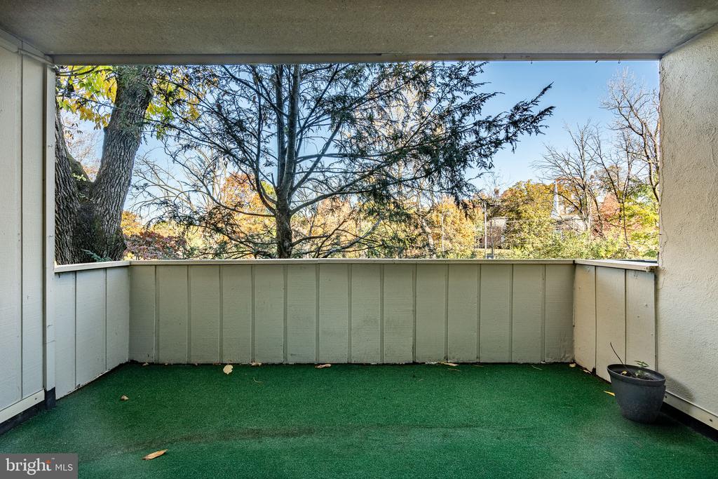 108 SUMMIT HOUSE