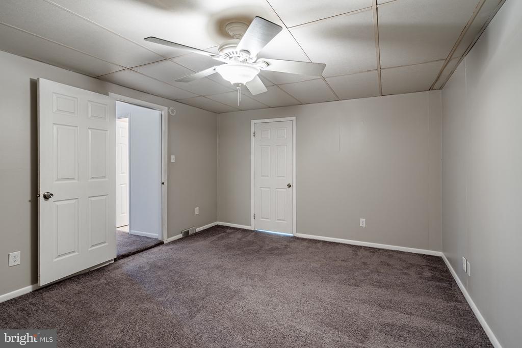 108 SUMMIT HOUSE
