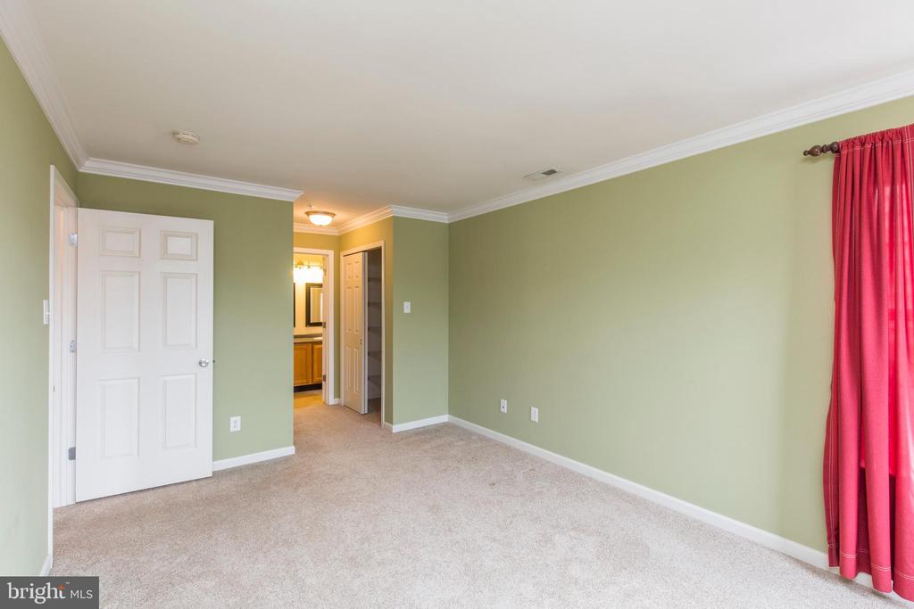 318 JEFFERSON AVENUE Unit: 22