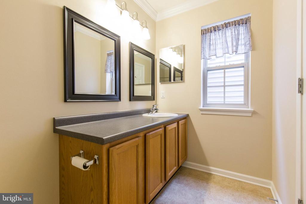 318 JEFFERSON AVENUE Unit: 22