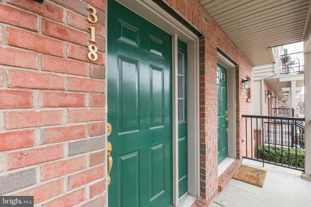 318 JEFFERSON AVENUE Unit: 22