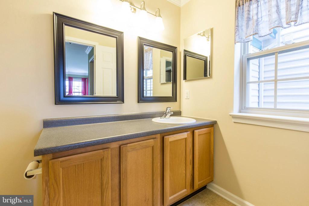 318 JEFFERSON AVENUE Unit: 22