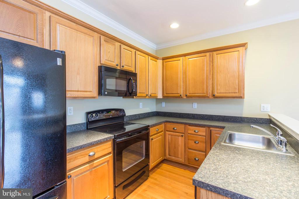318 JEFFERSON AVENUE Unit: 22