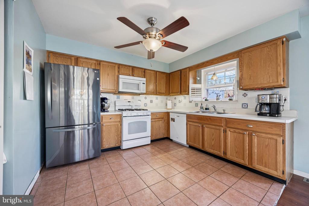 166 LONGFORD ROAD