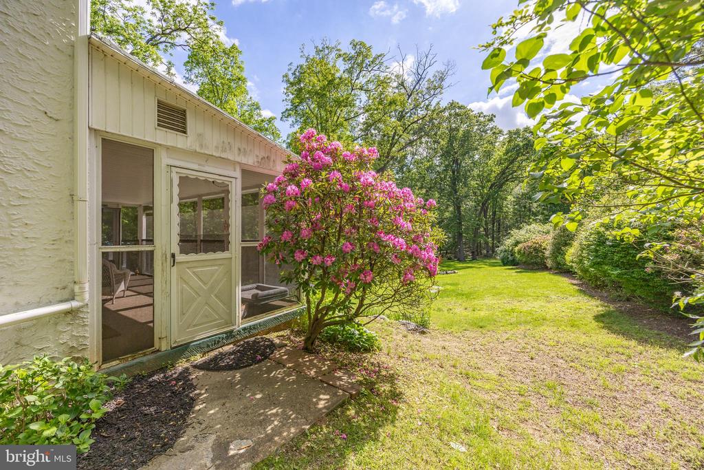 951 LITTLE CONESTOGA ROAD