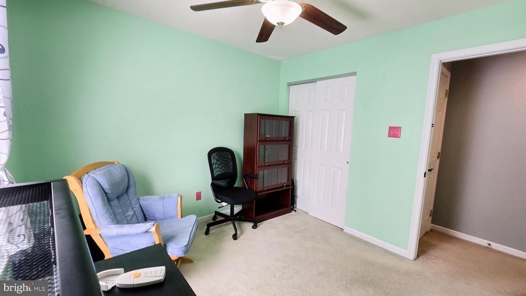 428 GAVIN DRIVE