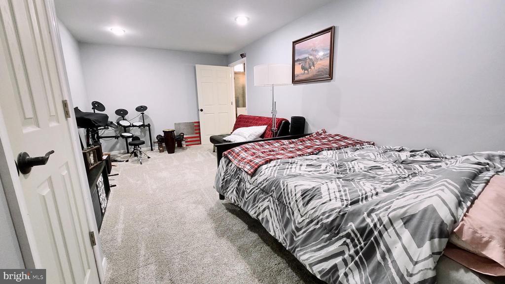 428 GAVIN DRIVE