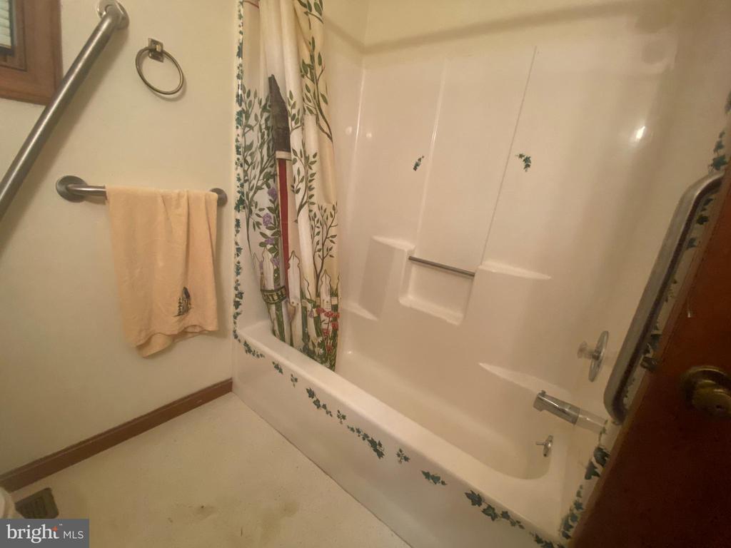 103 BEIDIMAN DRIVE