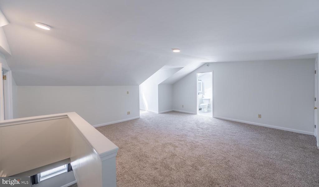 295 SWEDESFORD ROAD