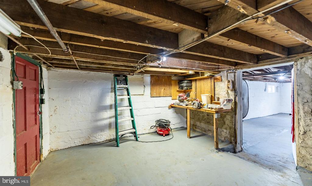 295 SWEDESFORD ROAD