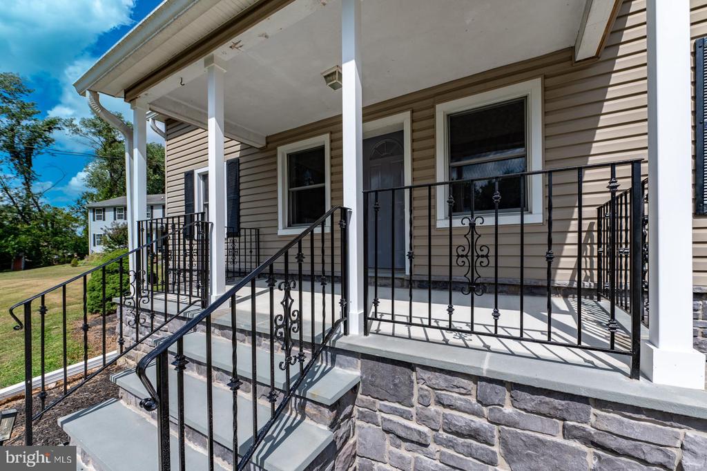 295 SWEDESFORD ROAD