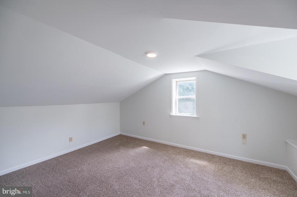295 SWEDESFORD ROAD